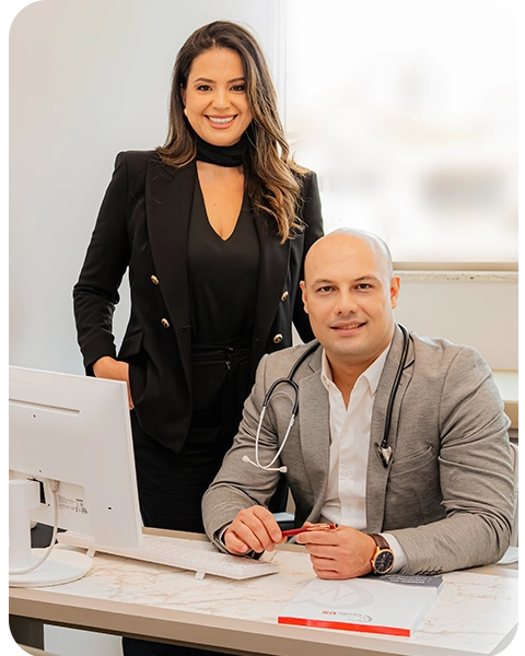 Dra. Lays Alchaar e Dr. Caio Peixoto — equipe médica CardioUS